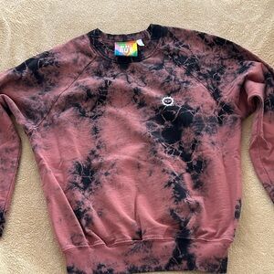 Tie-Dye light weight sweatshirt big bud press